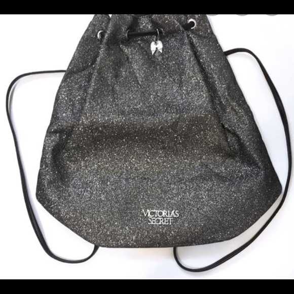 Victoria secret limited edition bag - Picture 2 of 7